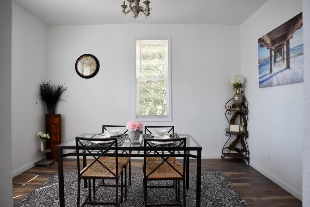 Stunning Big Home Near Downtown North Shore & More ピッツバーグ エクステリア 写真