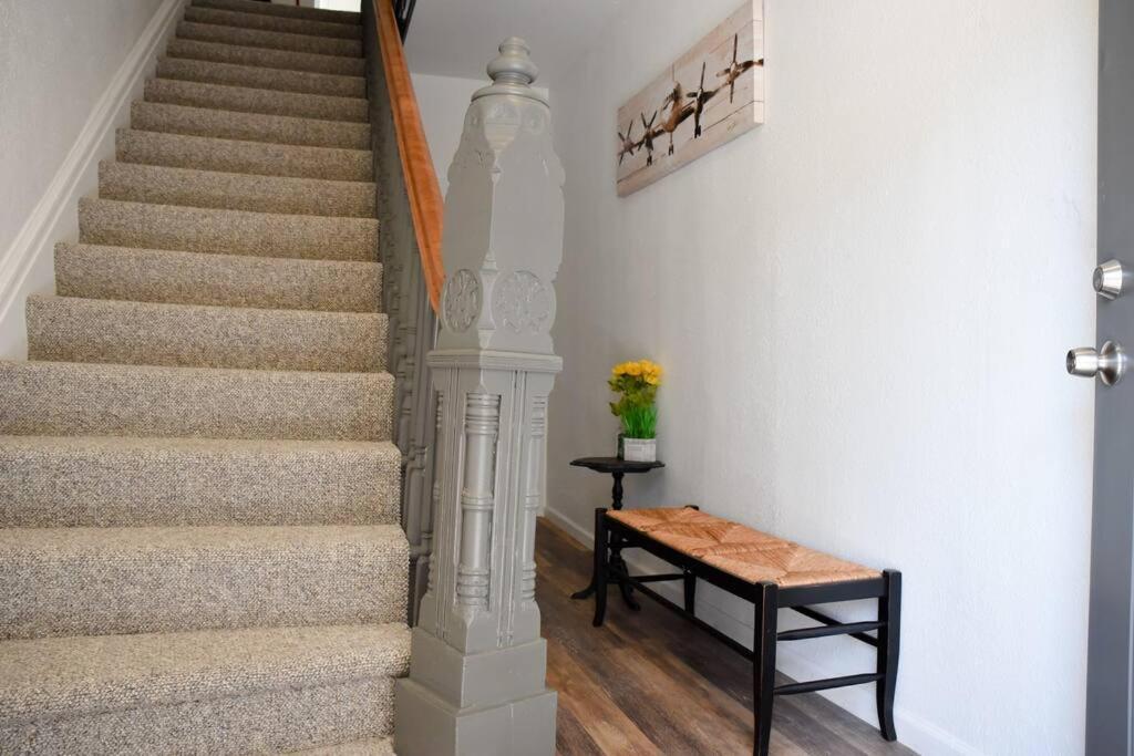 Stunning Big Home Near Downtown North Shore & More ピッツバーグ エクステリア 写真